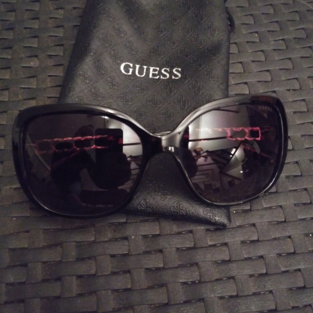 Women's Guess Sunglasses